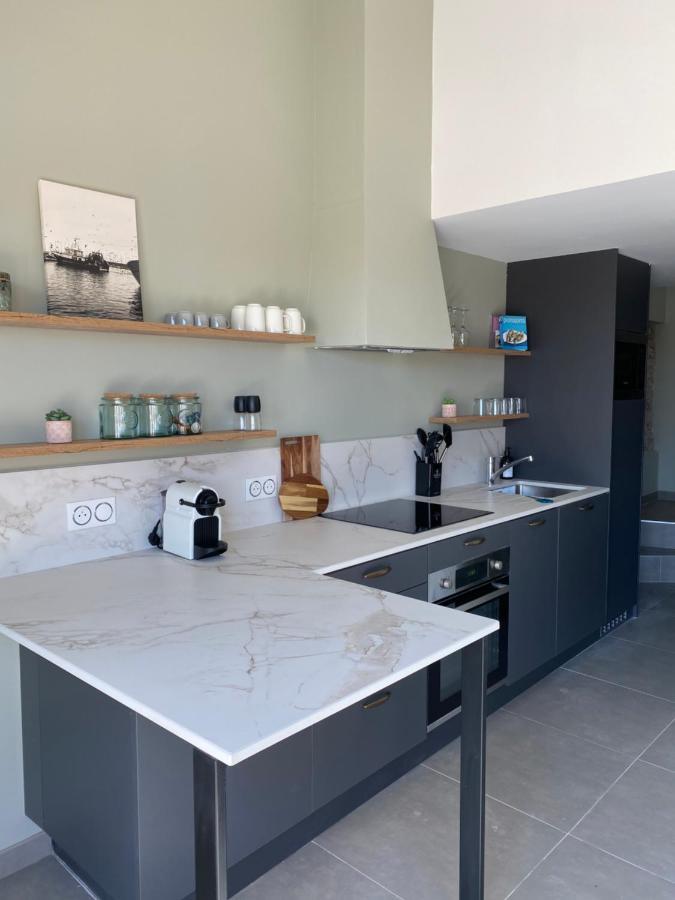 Le Petit Bijou Sete, Quatre Appartements Au Centre Ville, Trois Avec Vue Canal Exterior foto