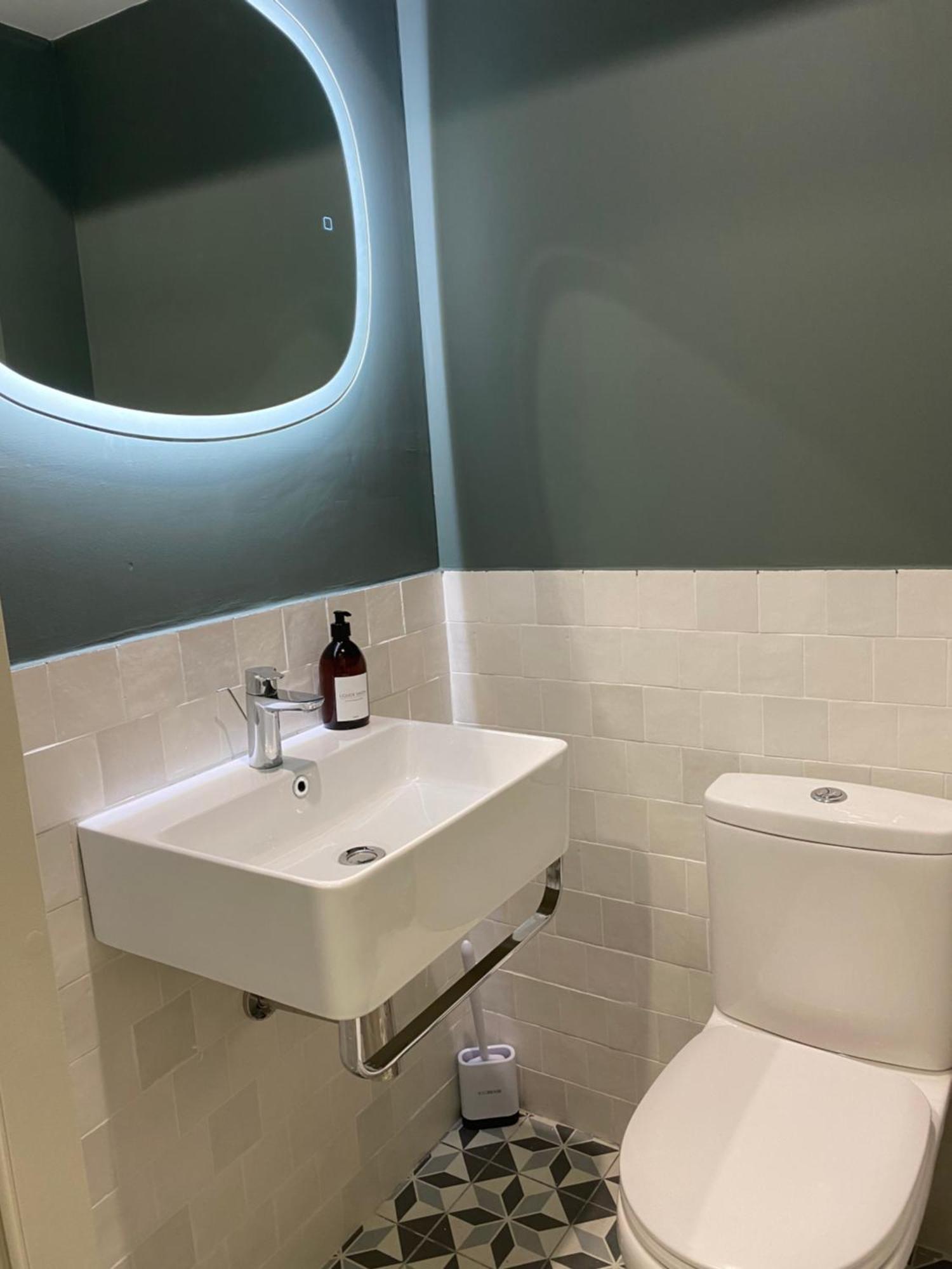 Le Petit Bijou Sete, Quatre Appartements Au Centre Ville, Trois Avec Vue Canal Habitación foto